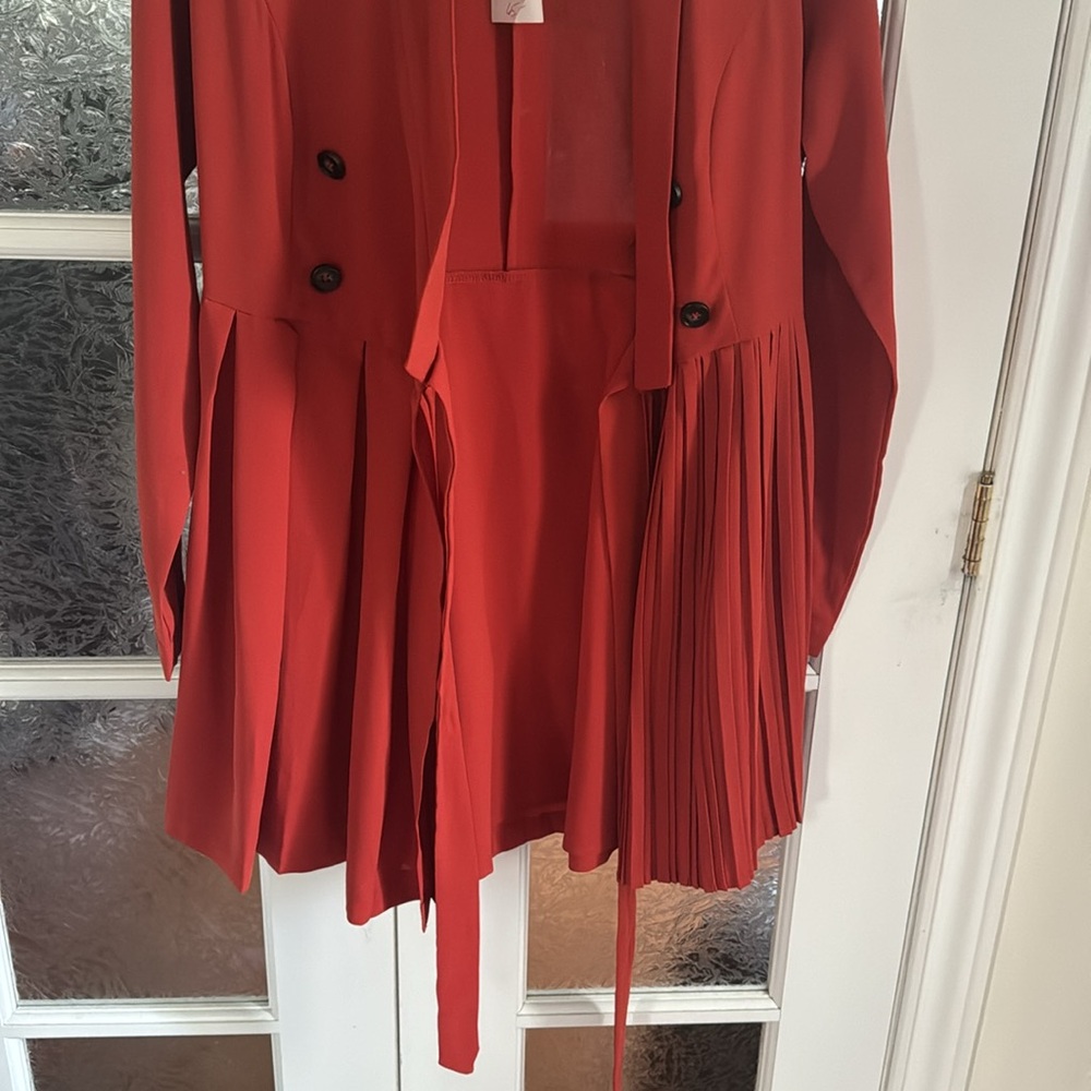 Strut & bolt dress - Picture 2 of 5